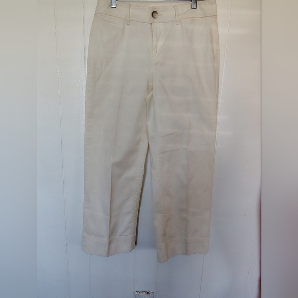 LOFT Pants - Loft Women's Classic Beige Pants Size 4